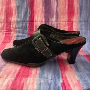AEROSOLES Leather Black Heeled Mules with Buckle size 10M